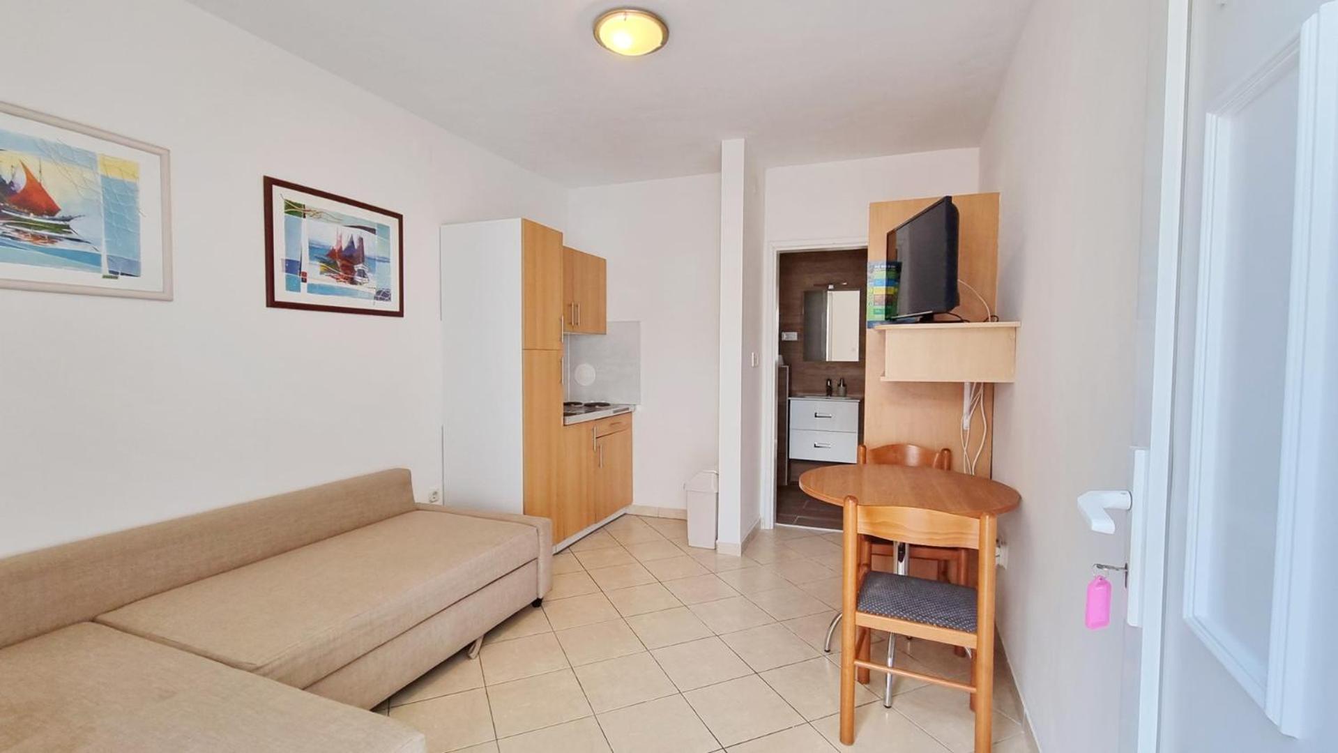Apartments Lovincic Baska  Exterior photo