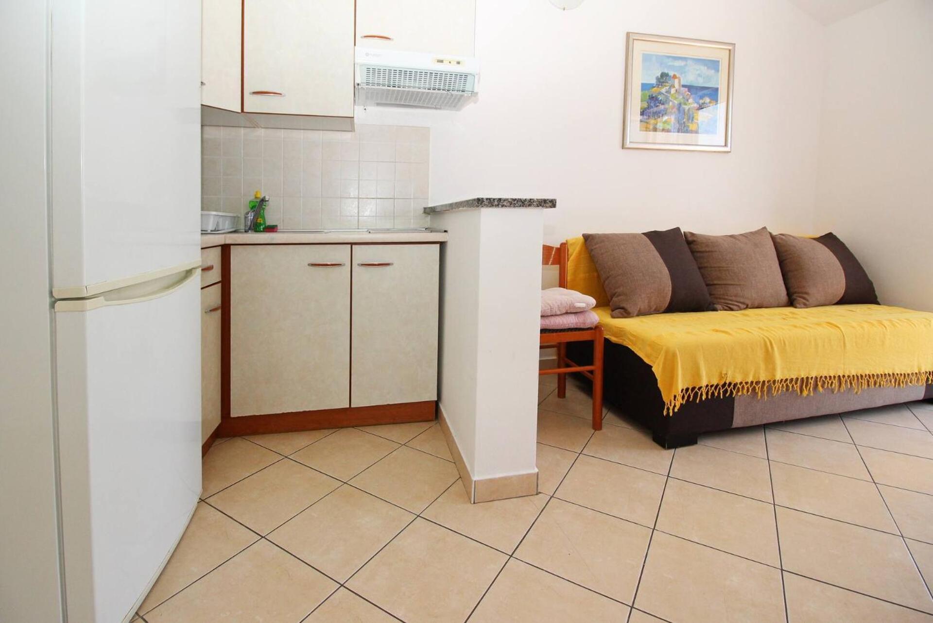 Apartments Lovincic Baska  Exterior photo