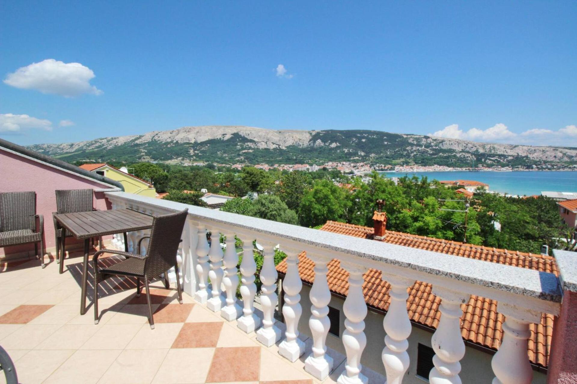 Apartments Lovincic Baska  Exterior photo